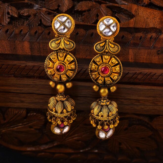 Modern-Jewellery-Photography-in-Hyderabad-–-Professional-Fashion-and-Lifestyle-Jewellery-Product-Photography-Services-(12)