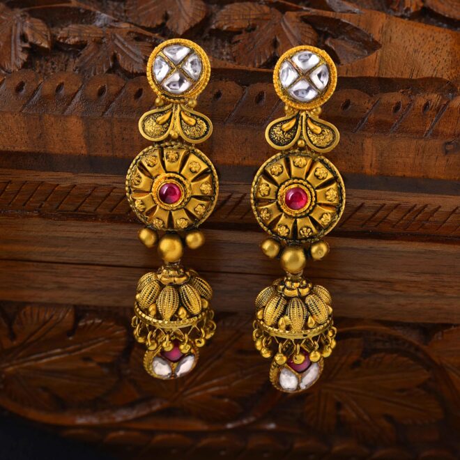 Modern-Jewellery-Photography-in-Hyderabad-–-Professional-Fashion-and-Lifestyle-Jewellery-Product-Photography-Services-(5)